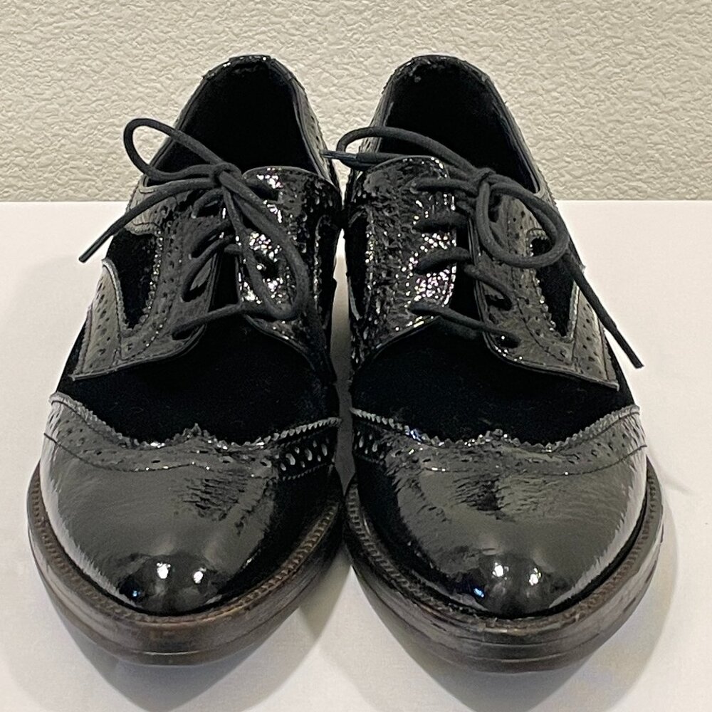 DONNA PIÙ Rare Find Italian Wingtip Patent Leather & Velvet, Black - 38/7.5-8